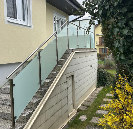 Hier sehen Sie ein Referenzobjekt aus dem Bereich der Geländer und Handläufe