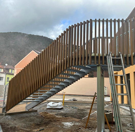 Hier sehen Sie ein Referenzobjekt aus dem Bereich Treppen und Rampen