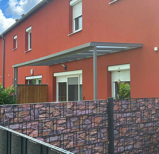 Hier sehen Sie ein Referenzobjekt aus dem Bereich Carports und Überdachungen