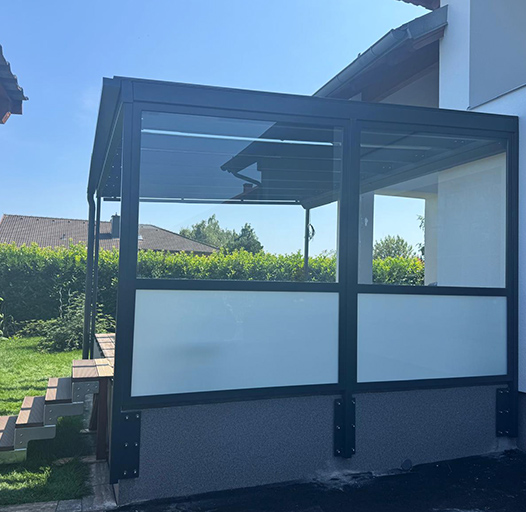 Hier sehen Sie ein Referenzobjekt aus dem Bereich Carports und Überdachungen