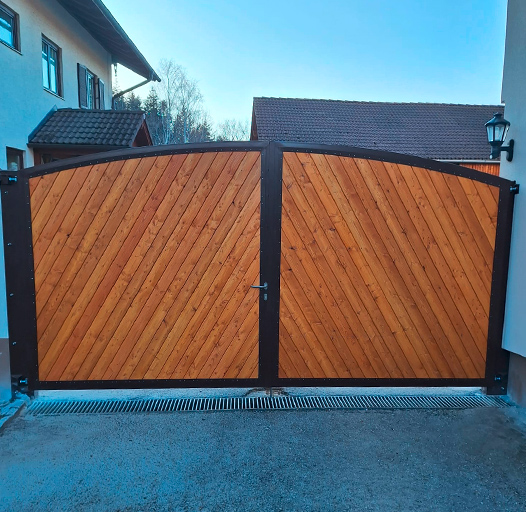 Hier sehen Sie ein Referenzobjekt aus dem Bereich der Zaun- und Sichtschutzanlagen